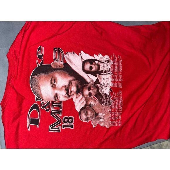 Aubrey & The Three Amigos Concert tee - Picture 2 of 3